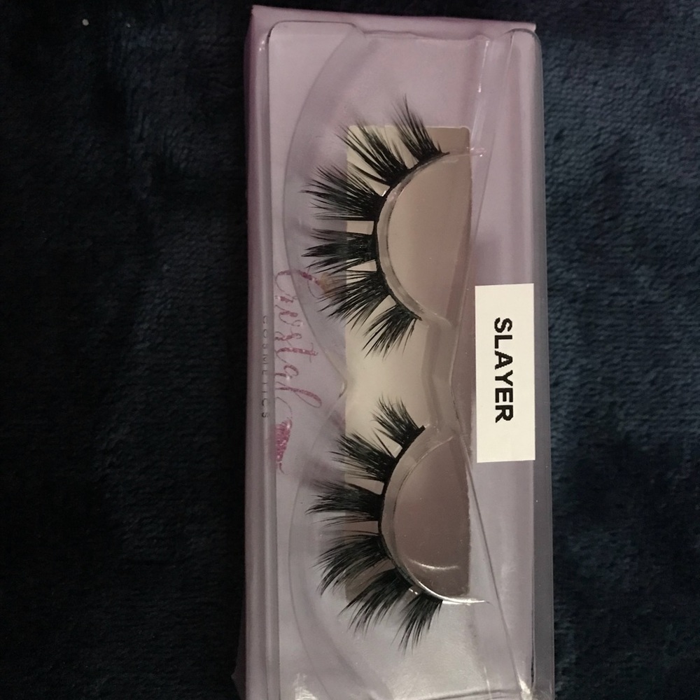 Crvstal cosmetics lash